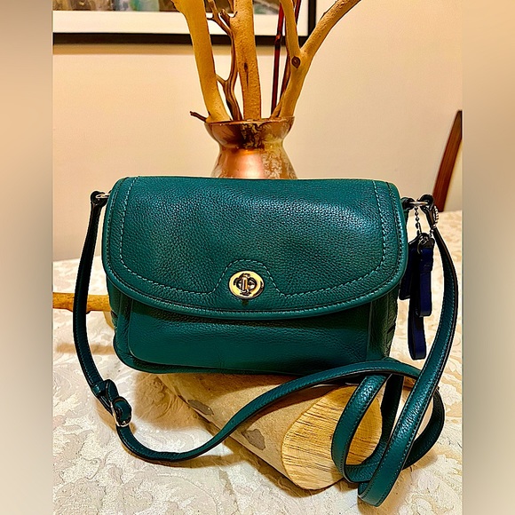 COACH Vintage City Crossbody Bag (SMALL) - Picture 1 of 16